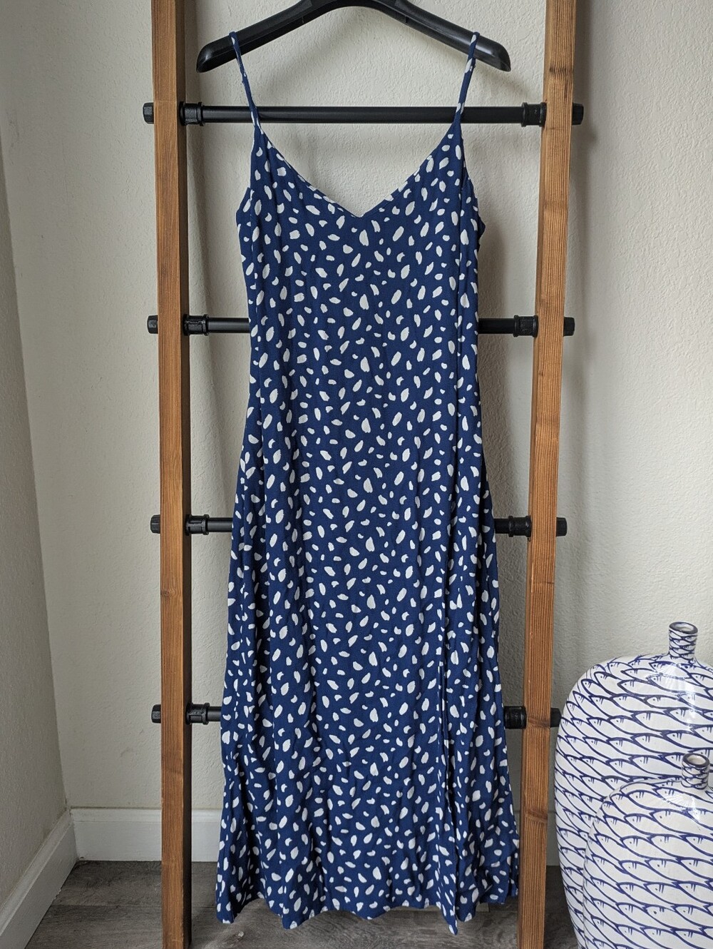 NWOT Reformation Women's Navy Blue and White Printed Slip Midi Dress - Size 8